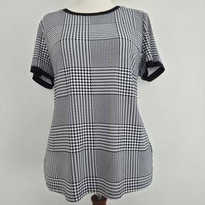 Anne Klein Black and White Houndstooth Short Sleeve Top Size L